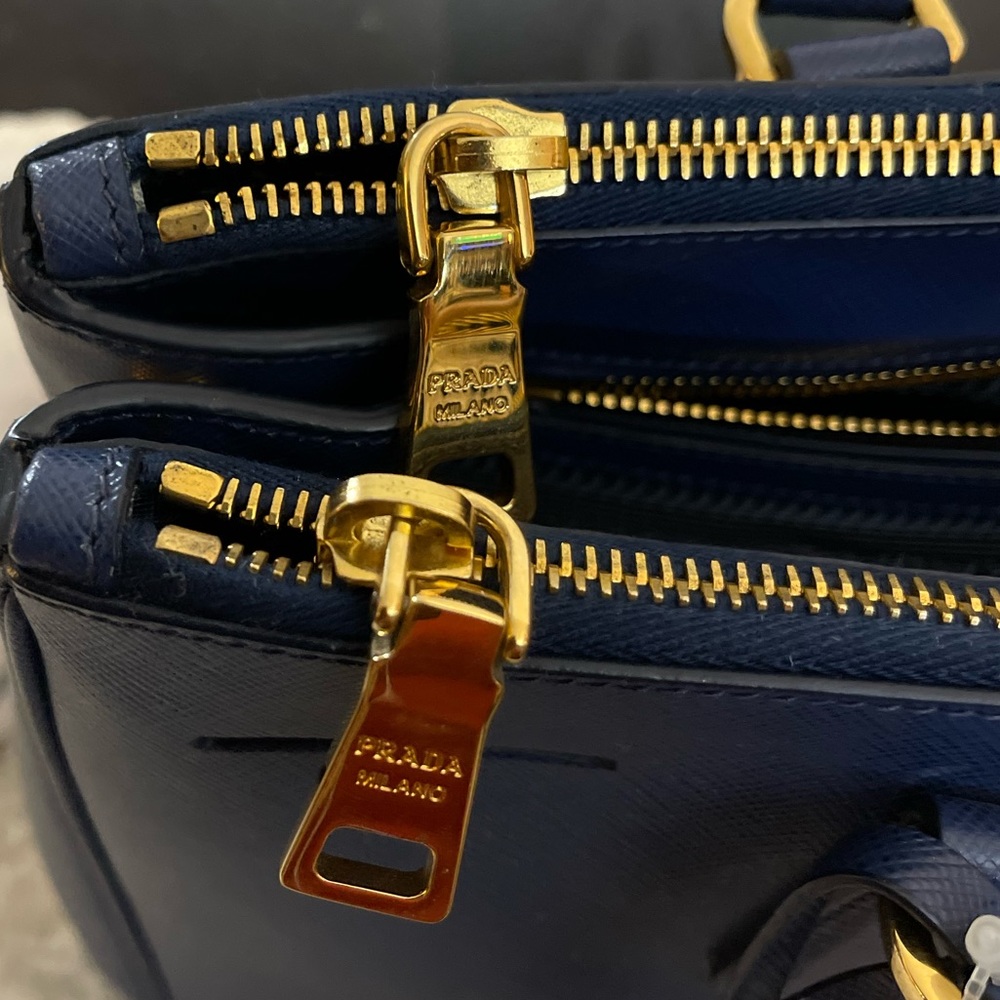 ❌SOLD❌PRADA - Picture 6 of 16